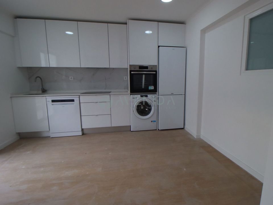 Lejlighed i Amadora, Lisbon - foto 1