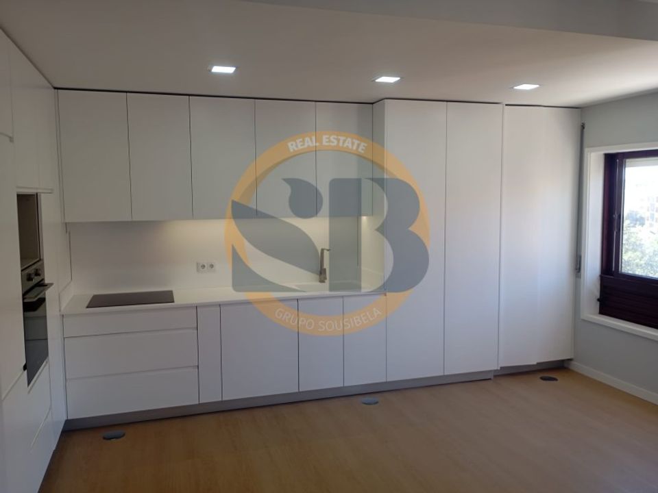Apartamento em Santa Marinha do Zezere, Porto - foto 1