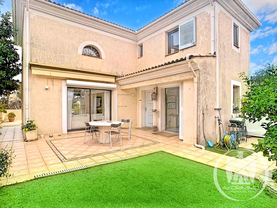 Villa i Villeneuve-Loubet, Alpes-Maritimes - foto 4
