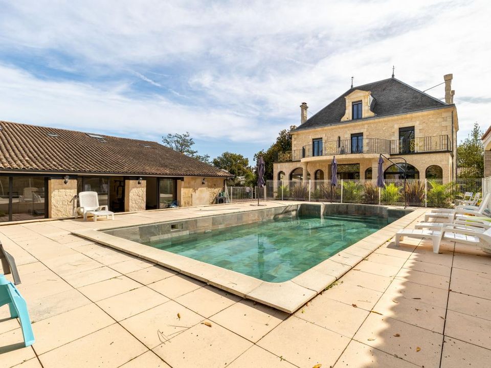 Villa en Cavignac, Gironde - foto 1