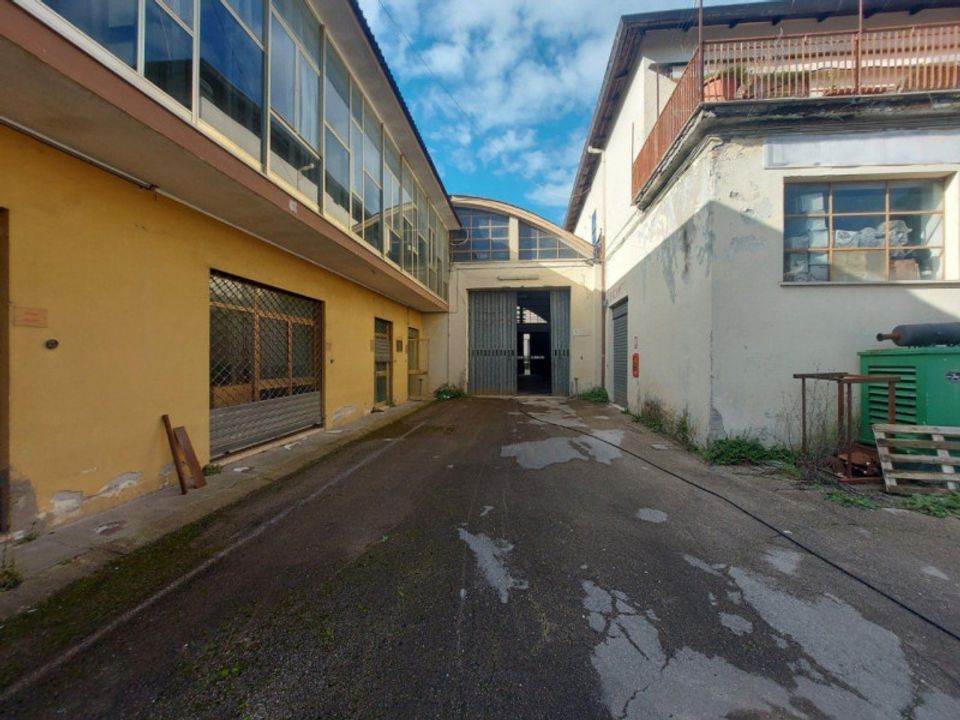 Kommersiell fastighet i Itri, Latina - foto 3