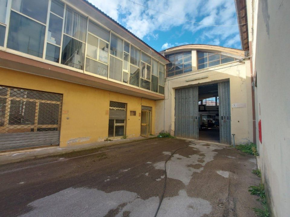 Kommersiell fastighet i Itri, Latina - foto 4