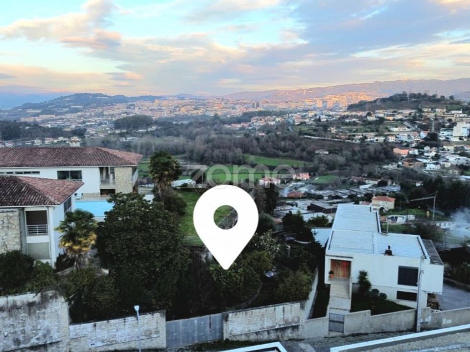 Helårsgrund i Ferreiros, Braga - foto 1