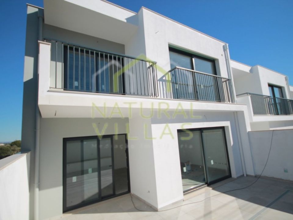 Villa i Armacao de Pera, Faro - foto 1