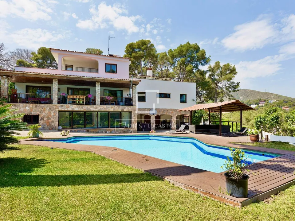 Villa a Castelldefels, Barcelona - foto 1