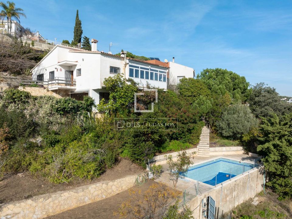 Villa i Alella, Barcelona - foto 1