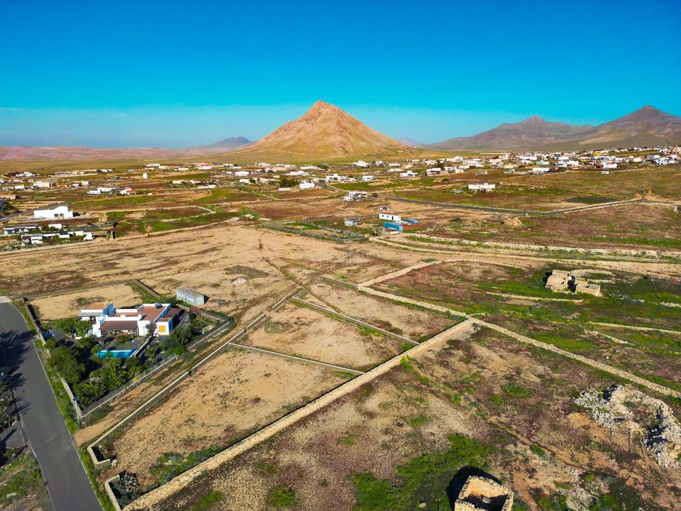 Helårsgrund i Tindaya, Fuerteventura - foto 1