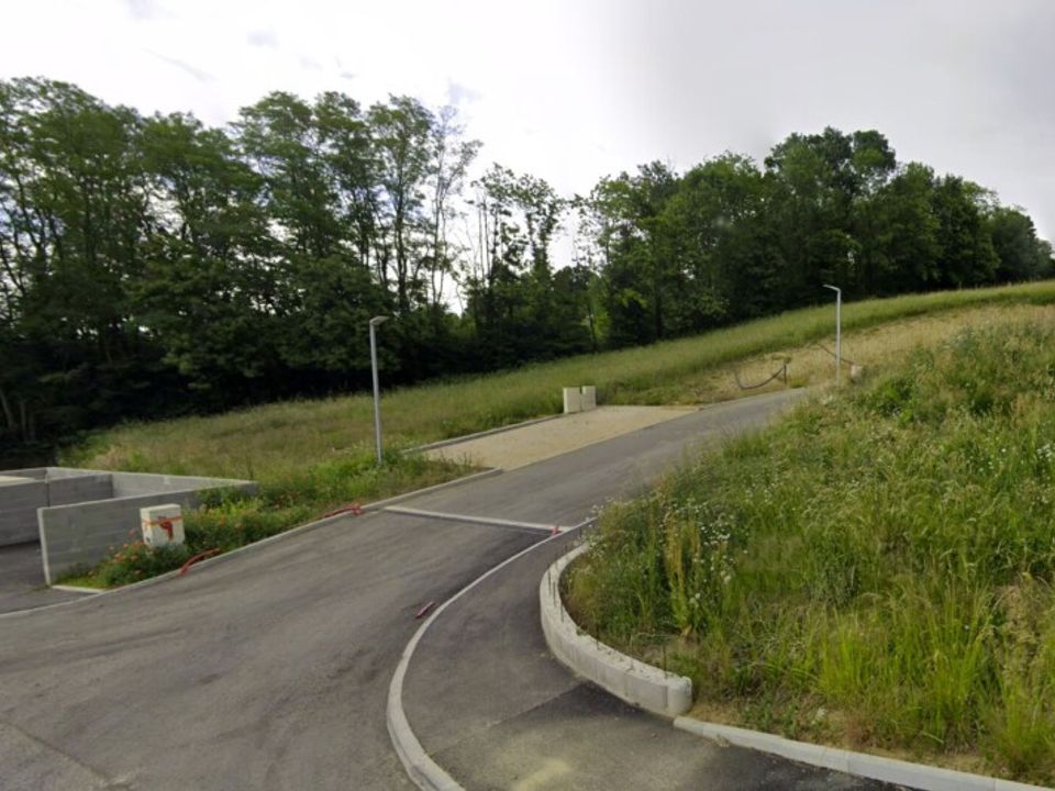 Helårsgrund i Vienne, Isere - foto 1
