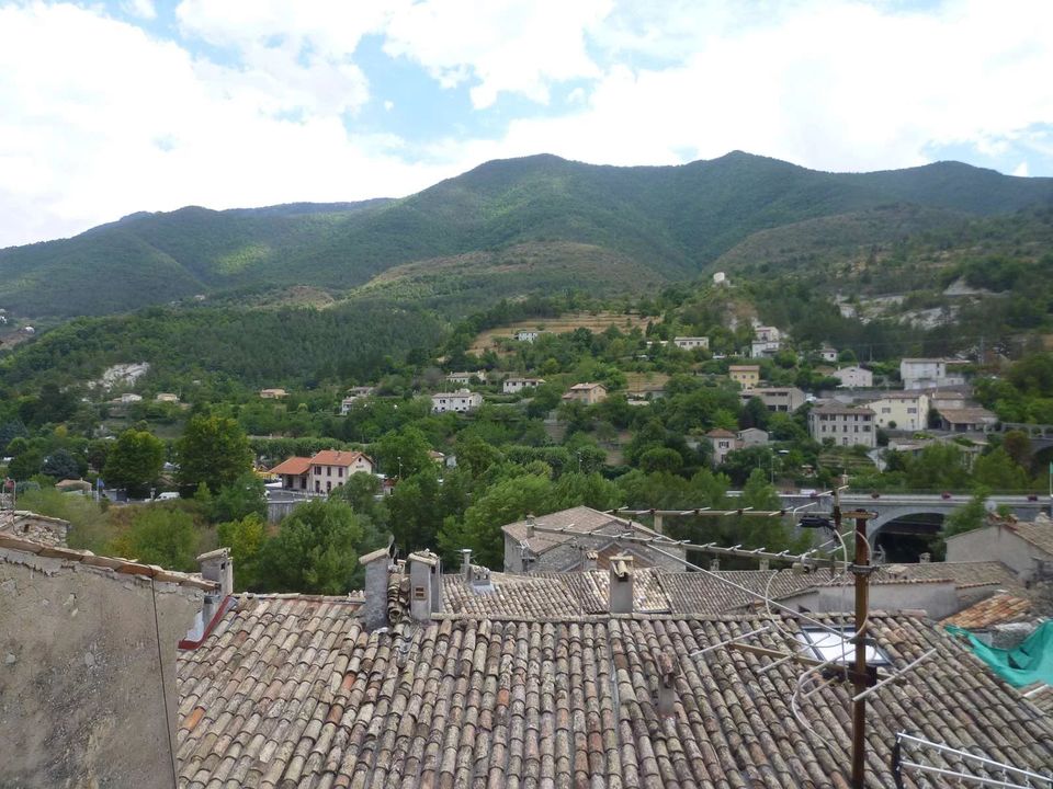 Villa en Entrevaux, Alpes-de-Haute-Provence - foto 2