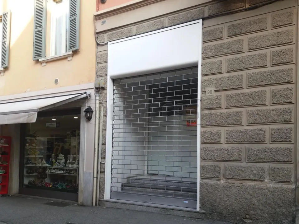 Erhvervsejendom i Crema, Cremona - foto 2
