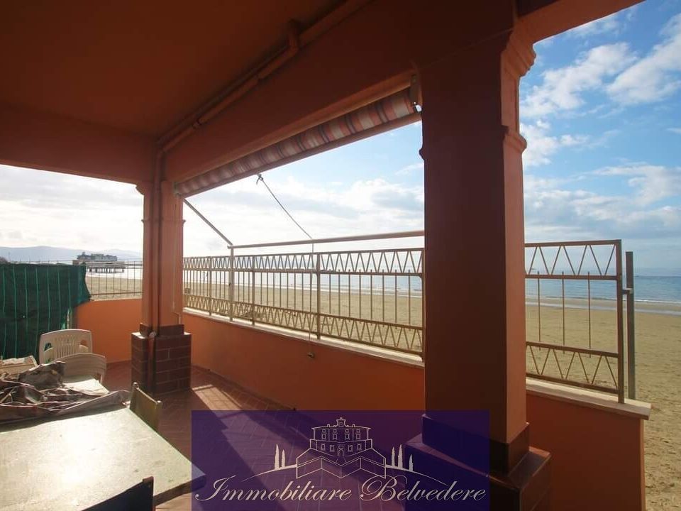 Casa de pueblo en Follonica, Grosseto - foto 2