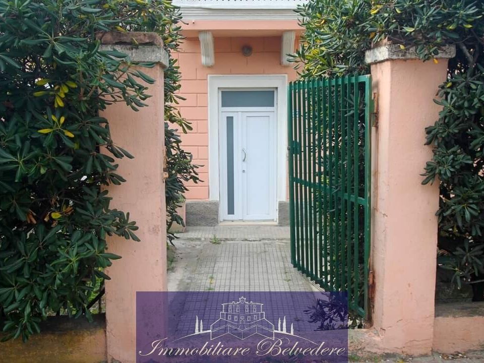 Casa de pueblo en Follonica, Grosseto - foto 3