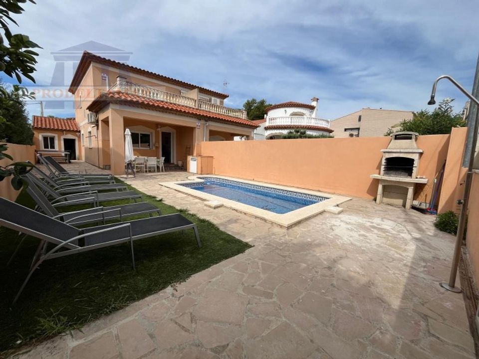 Villa i Miami-Platja, Tarragona - foto 1