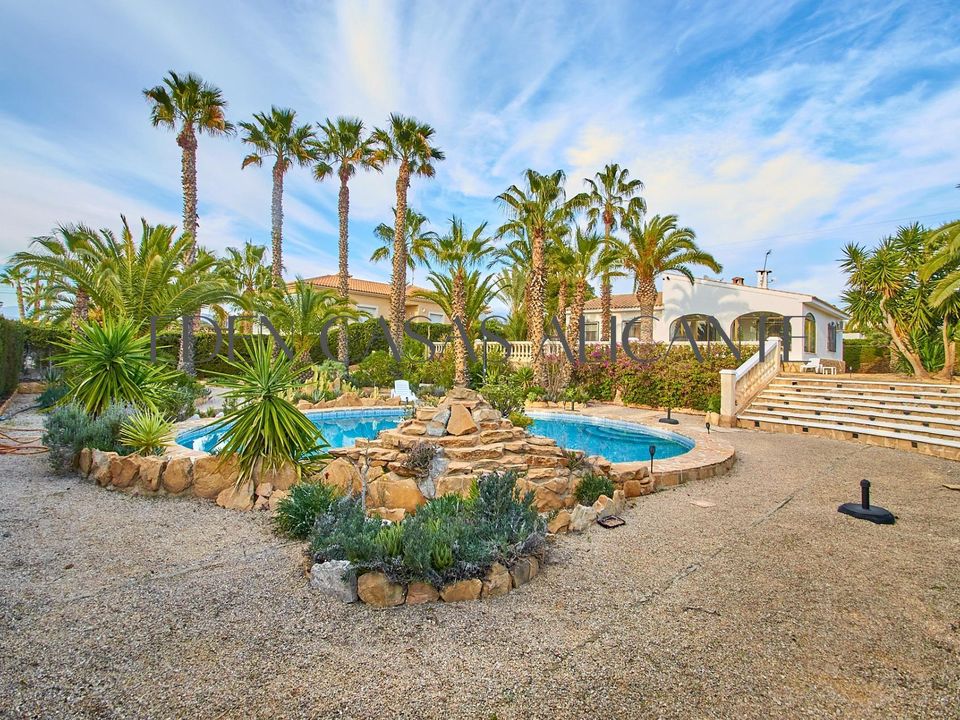 Villa i Busot, Alicante - bilde 1