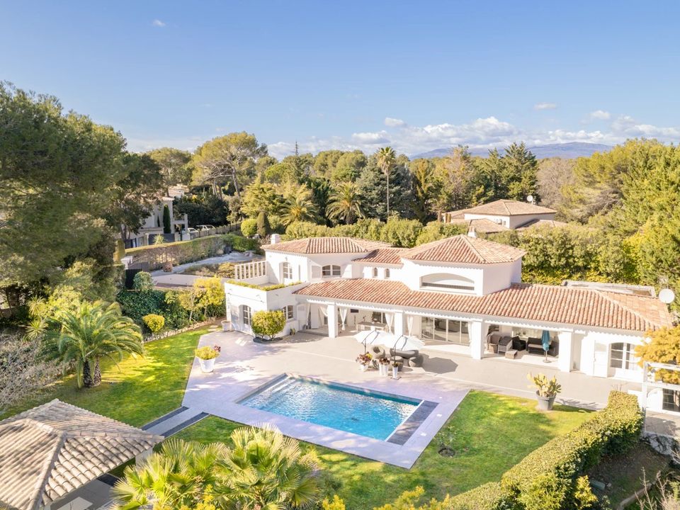 Villa i Mougins, Alpes-Maritimes - bilde 1