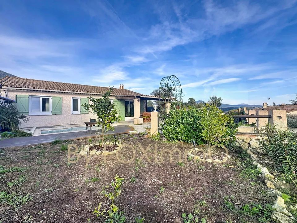 Villa i Saint-Jeannet, Alpes-Maritimes - foto 1