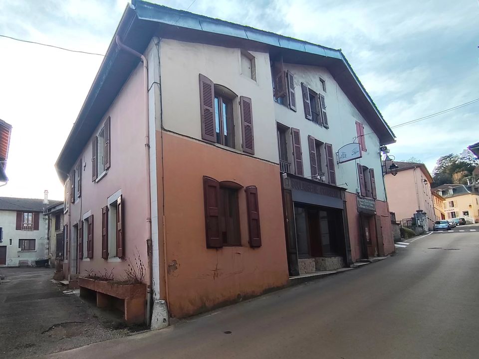 Landejendom i Saint-Geoire-en-Valdaine, Isere - foto 3