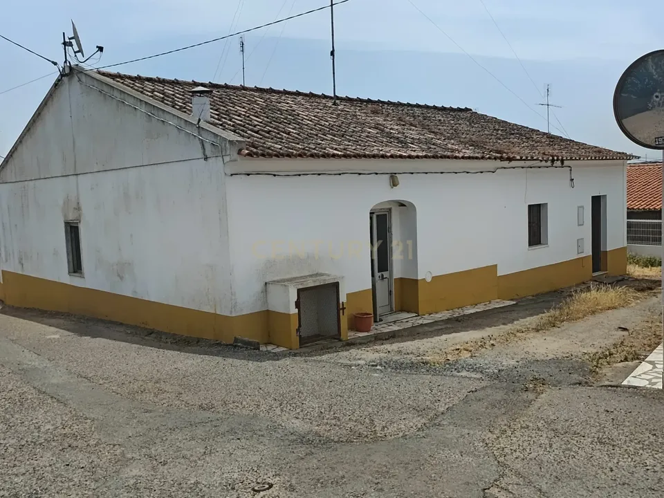 Erhvervsejendom i Estremoz, Evora - foto 1