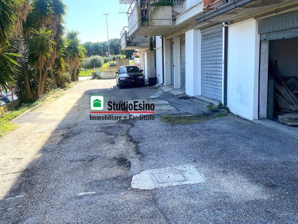 Parkeringsplads i Monteprandone, Ascoli Piceno - foto 3