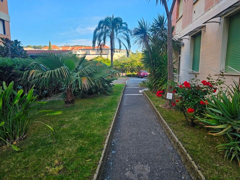 Lejlighed i San Bartolomeo al Mare, Imperia - foto 5