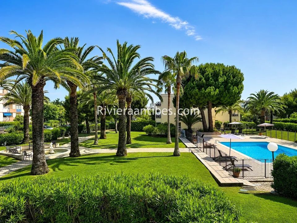 Lejlighed i Antibes, Alpes-Maritimes - foto 1