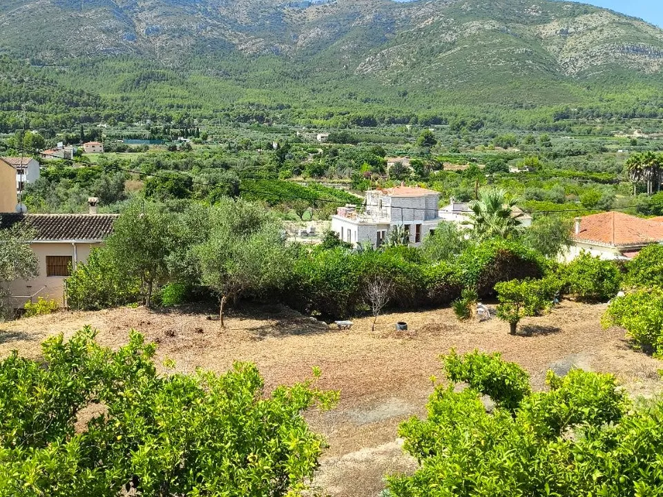 Helårsgrund i Parcent, Alicante - foto 1