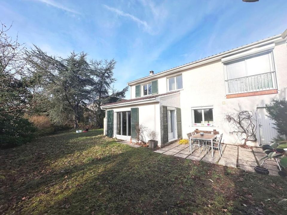 Villa i Montesson, Yvelines - foto 1