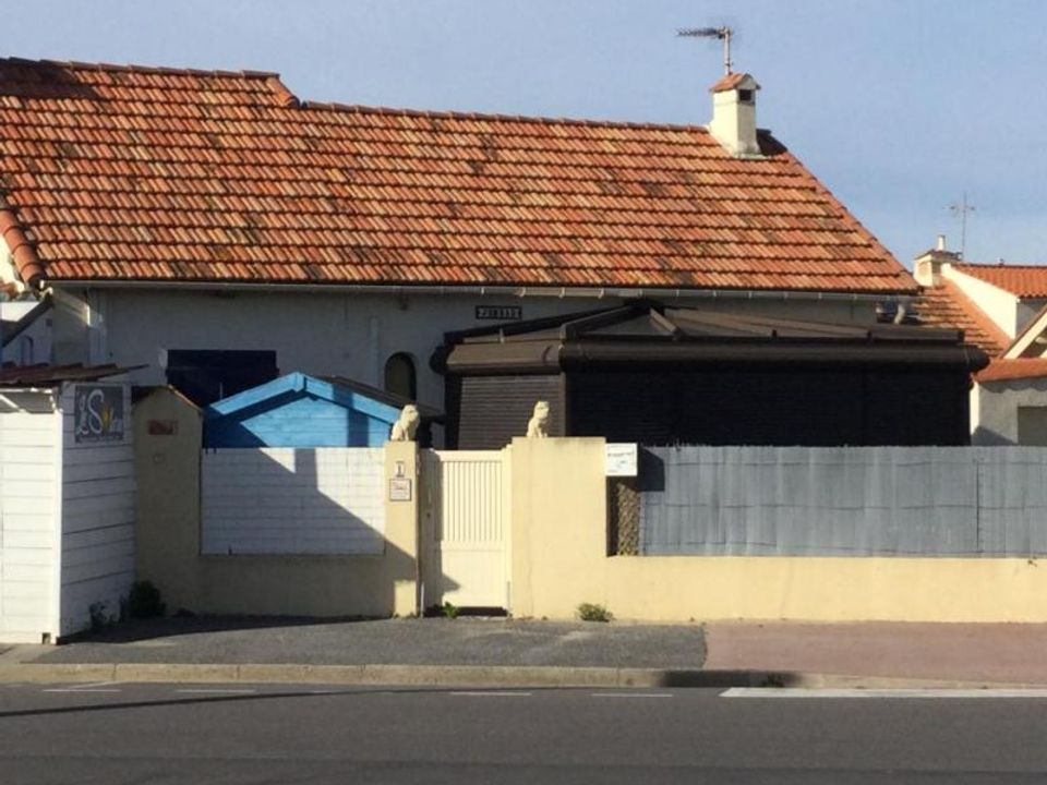 Villa i Saint-Cyprien, Pyrenees-Orientales - foto 1