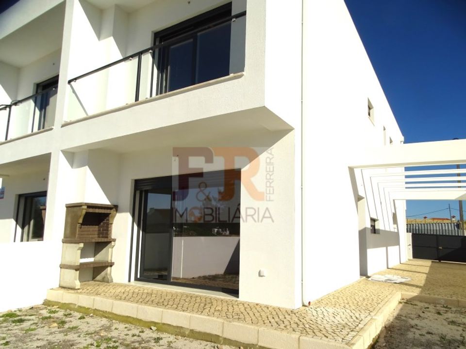 Byhus i Fernao Ferro, Setubal - foto 1