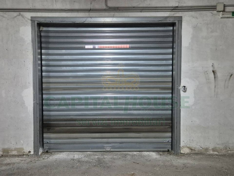 Parkeringsplads i Portico di Caserta, Caserta - foto 1
