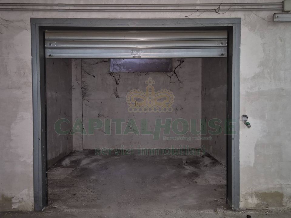 Parkeringsplads i Portico di Caserta, Caserta - foto 3