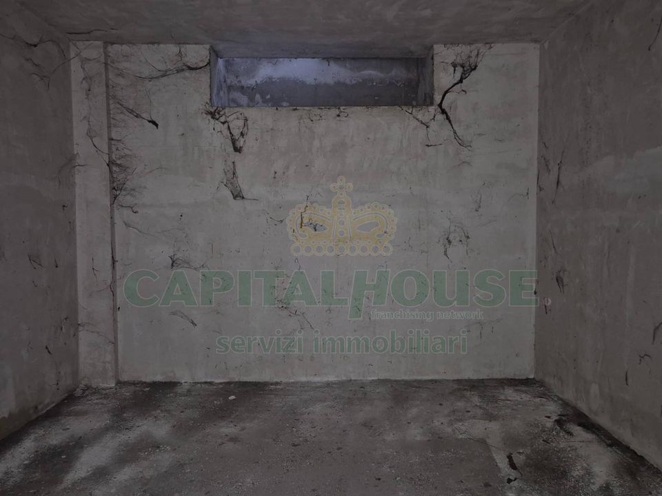 Parkeringsplads i Portico di Caserta, Caserta - foto 4