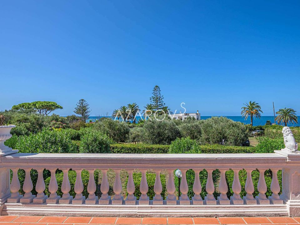 Villa i Santa Marinella, Rome - foto 1