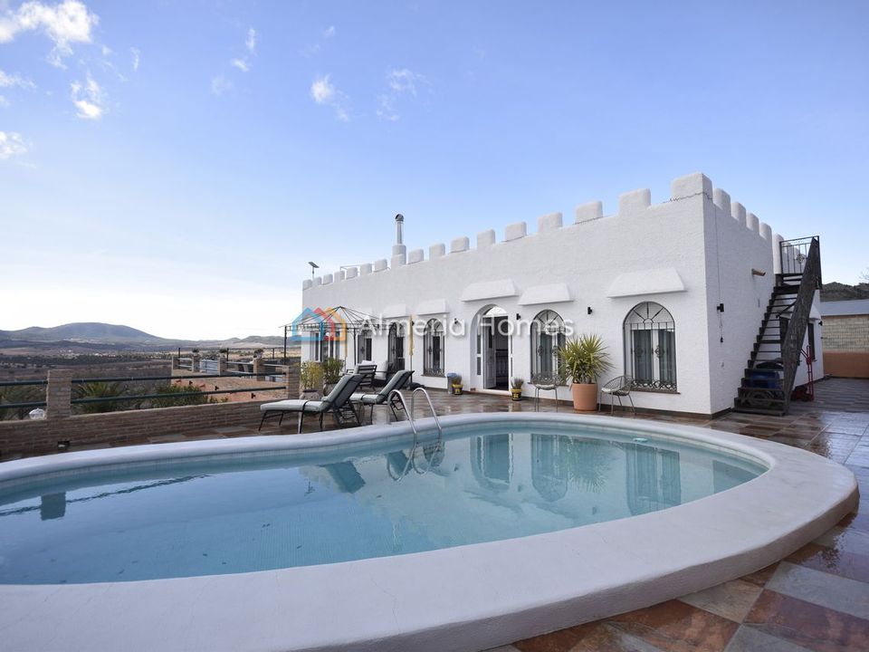 Villa i Oria, Almeria - bilde 1