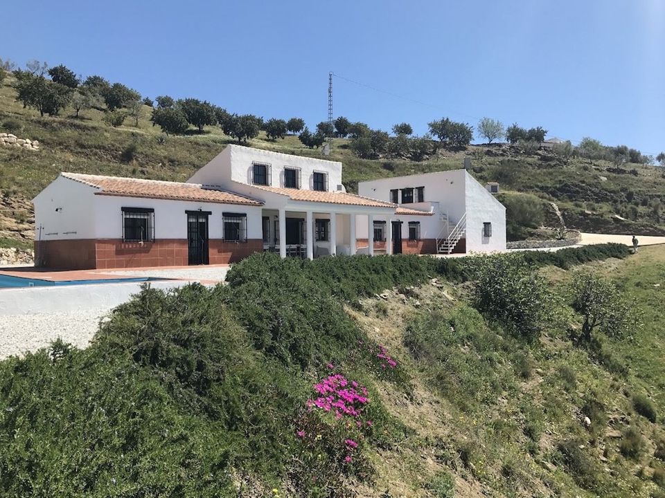 Villa i Canillas De Aceituno, Malaga - foto 1