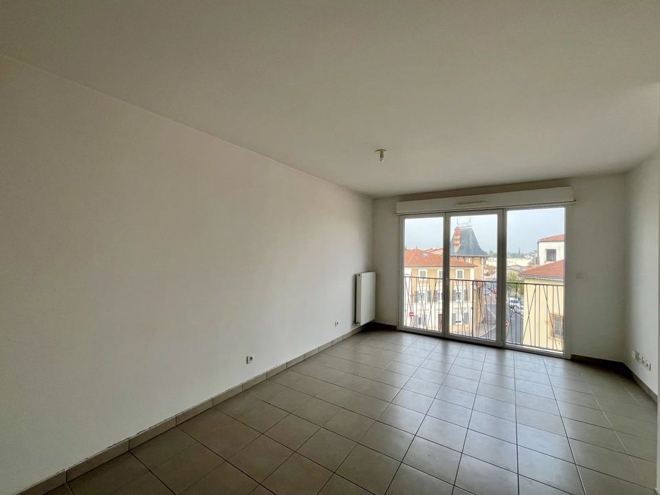 Lejlighed i Irigny, Rhone - foto 2