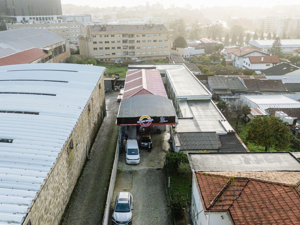Erhvervsejendom i Santa Marinha do Zezere, Porto - foto 2