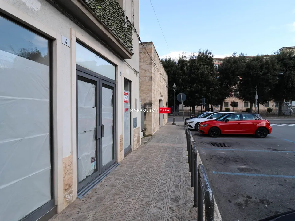 Erhvervsejendom i Martina Franca, Taranto - foto 3