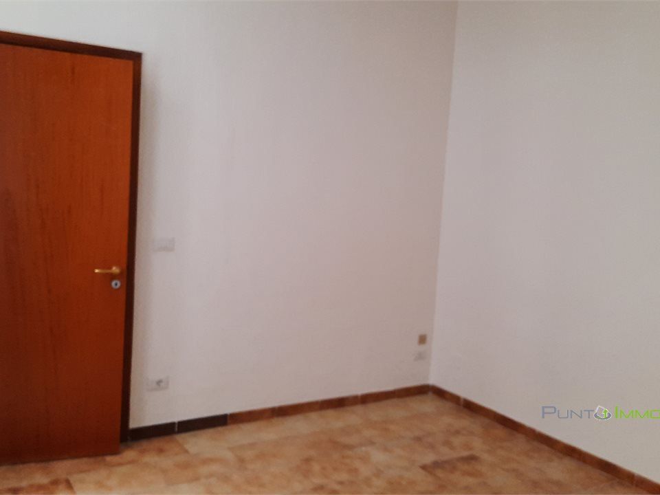 Commercial property in Brindisi, Brindisi - photo 2