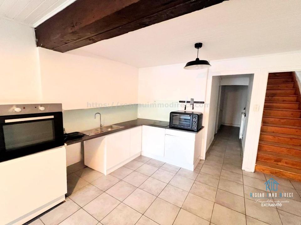 Landsbyhus i La Côte-Saint-André, Isere - foto 2