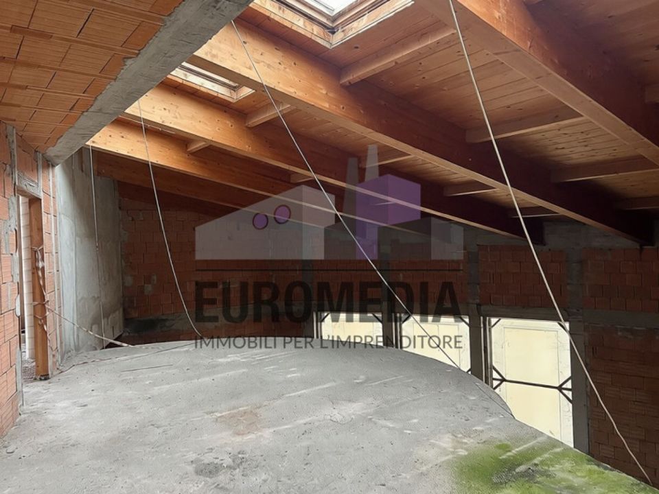 Erhvervsejendom i San Martino Buon Albergo, Verona - foto 4