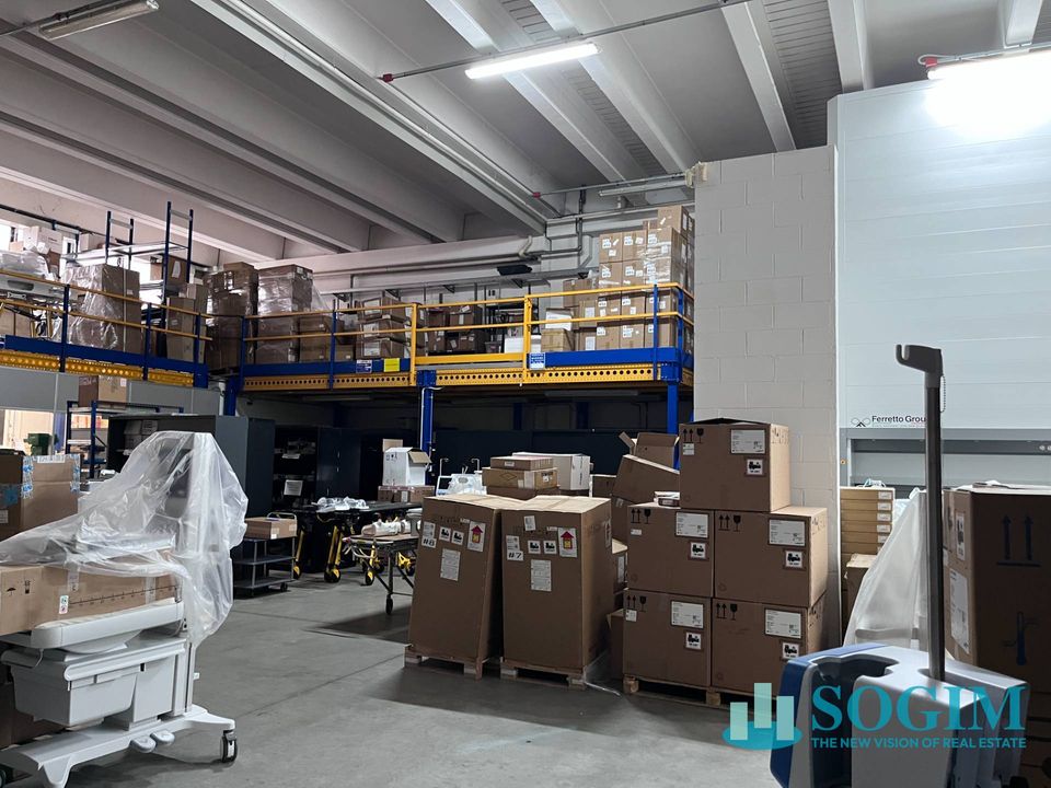Gewerbeimmobilie in Assago, Milan - Foto 2