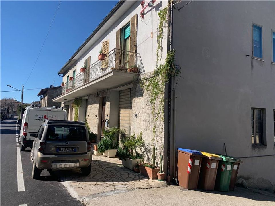 Rekkehus i Gualdo Cattaneo, Perugia - bilde 1