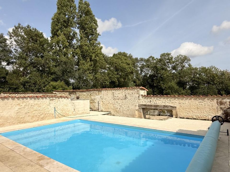 Villa i Aubeterre-sur-Dronne, Charente - foto 4