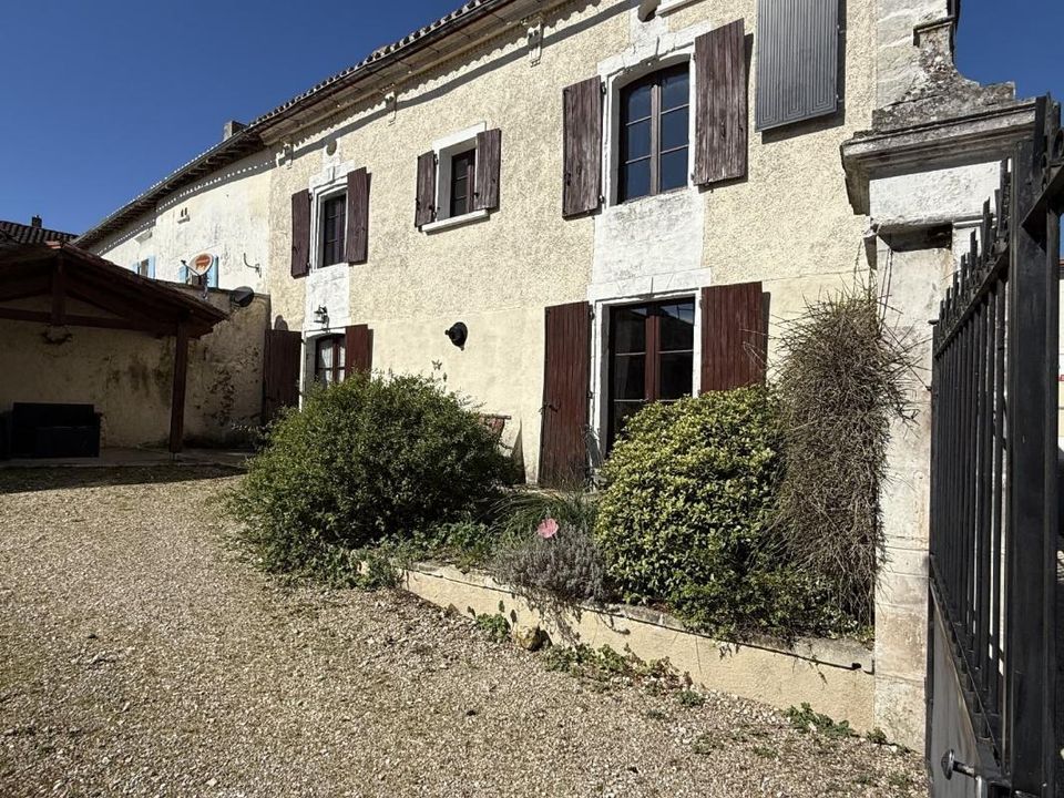 Villa i Saint-Severin, Charente - foto 1