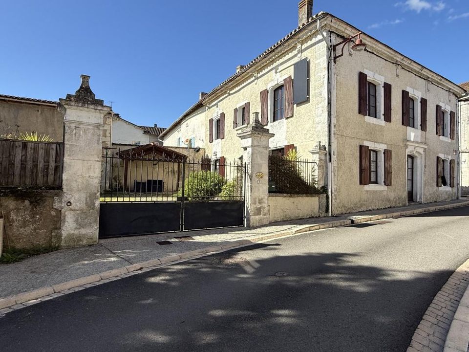 Villa i Saint-Severin, Charente - foto 3