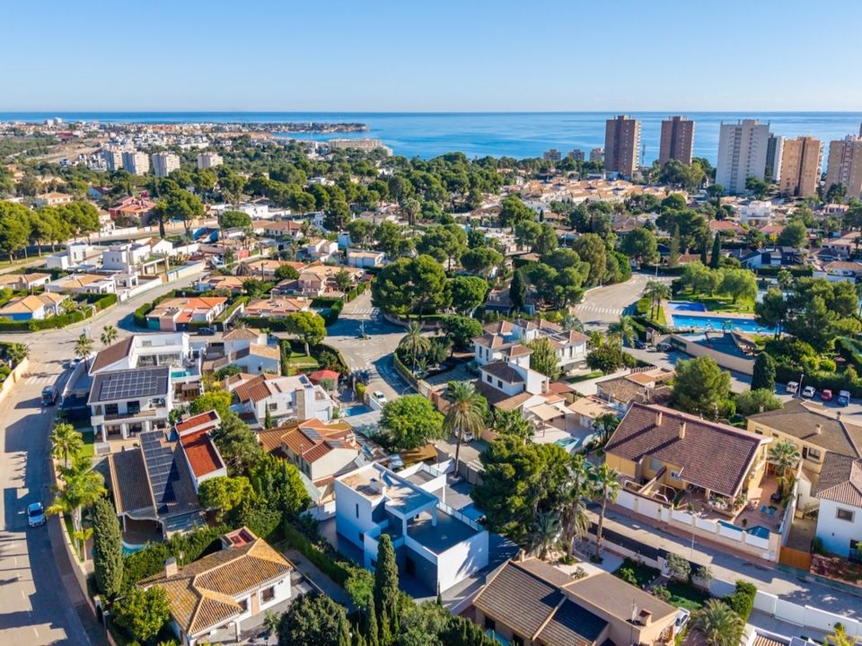Villa i Dehesa De Campoamor, Alicante - foto 1