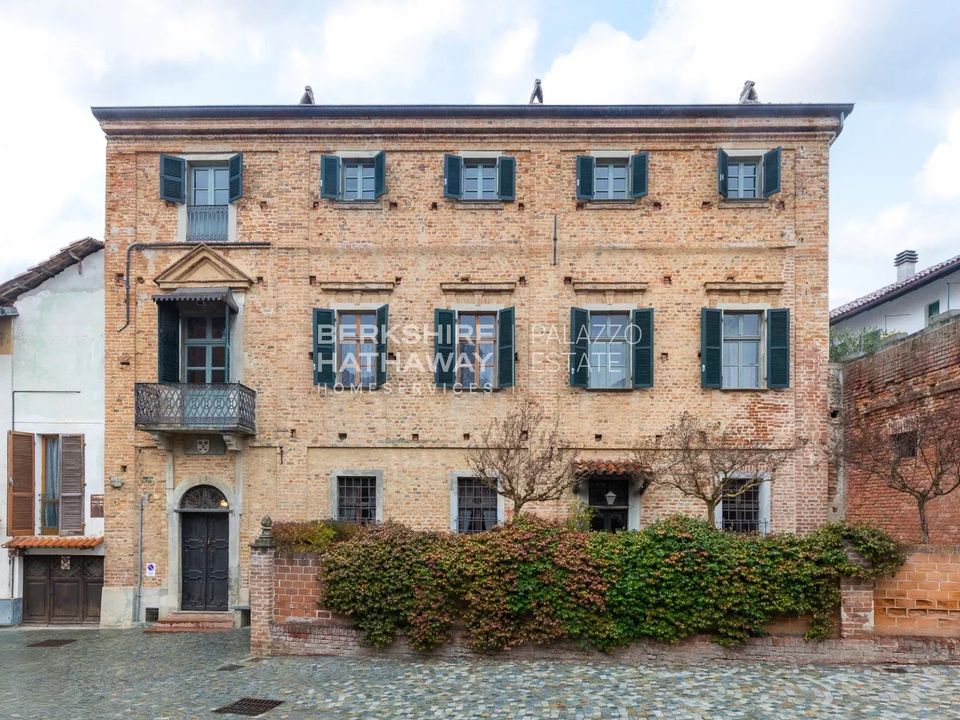 Villa i Montaldo Roero, Cuneo - foto 1