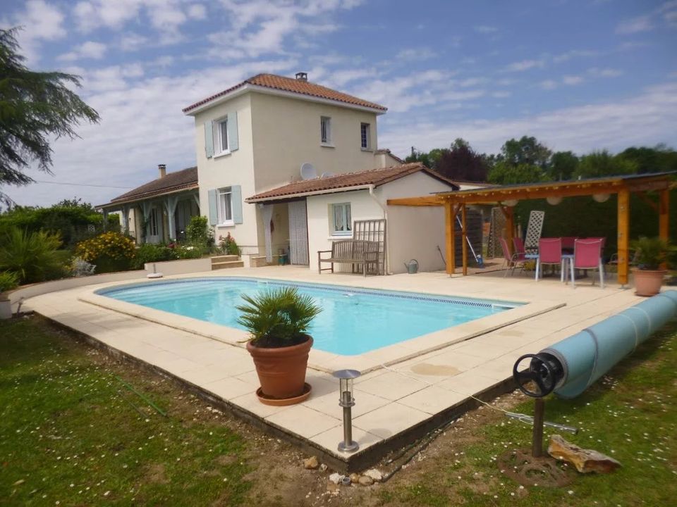 Villa i Sainte-Foy-la-Grande, Gironde - foto 1