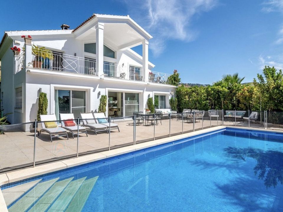 Villa i Elviria, Malaga - foto 1